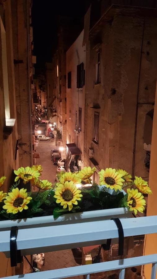 Giardinetto A Toledo Apartments نابولي المظهر الخارجي الصورة
